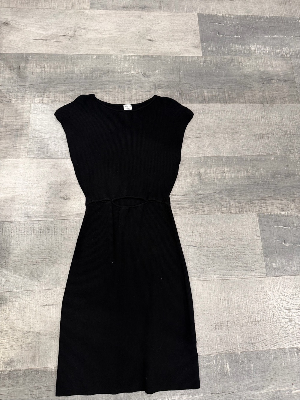 Aritzia Wilfred Women's Black Knit Tie-Waist Dress
